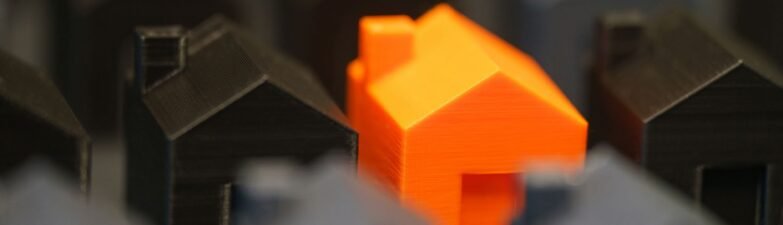 UK house prices fall