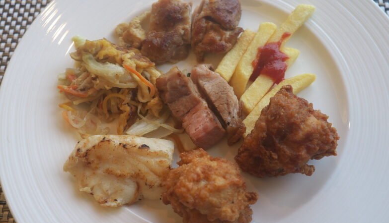 Okinawa lunch buffet