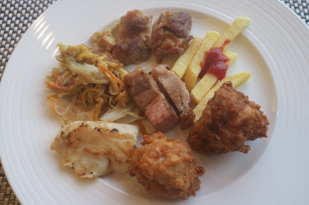 Okinawa lunch buffet: Best proven sweets at DoubleTree