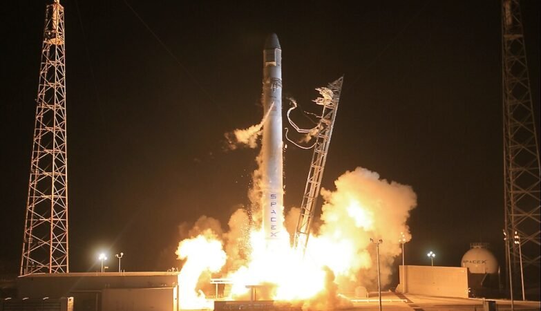 SpaceX astronaut launch